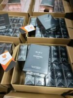 perfume-liquidation-pallets-uk-510×680-1.jpg